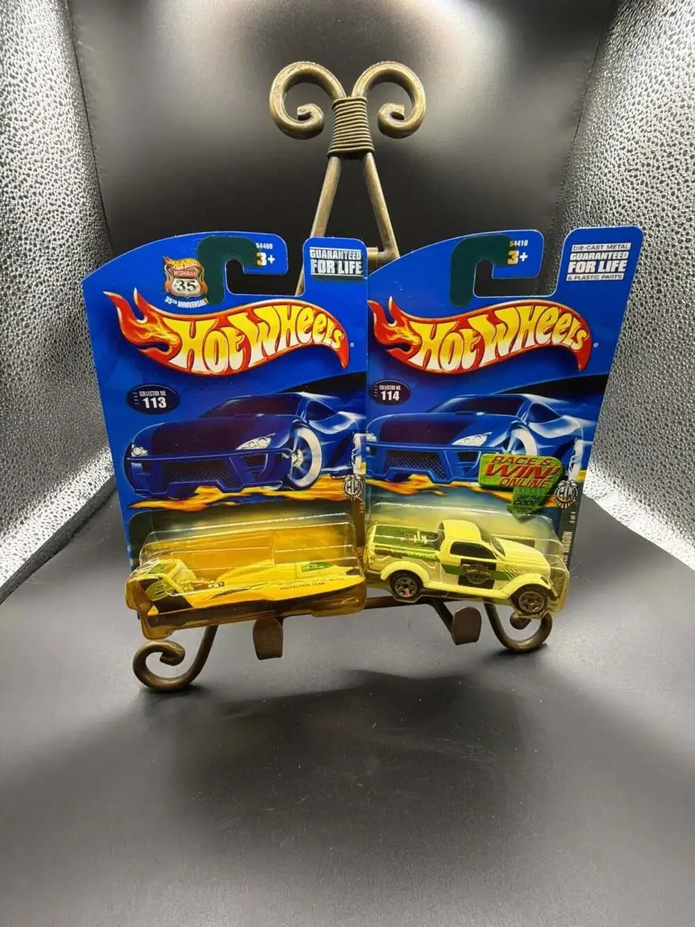 Hot Wheels 2002 Fed Fleet Series Hydroplane #113 and Dodge Power Wagon #114 Lot